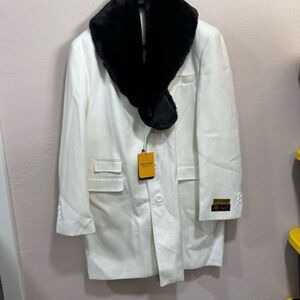 New Alberto Nardoni White Wool Coat Size 44